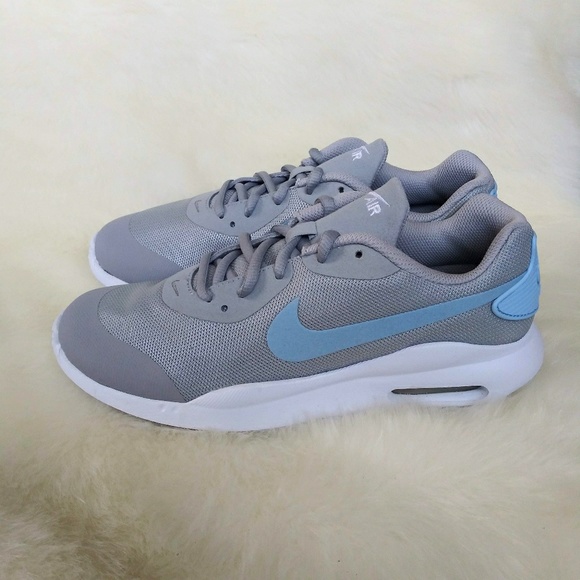 women's nike air max oketo sneakers